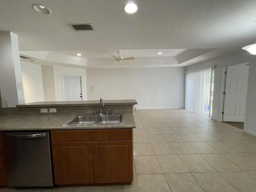 6655 Duval Avenue West Palm Beach FL 33411