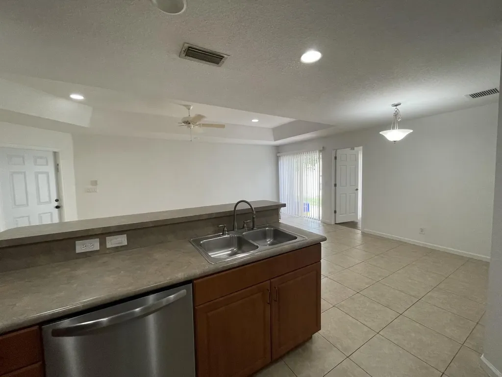 6655 Duval Avenue West Palm Beach FL 33411