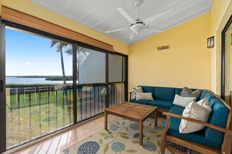 3225 S Lakeview Circle Fort Pierce FL 34949
