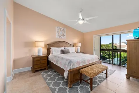 3225 S Lakeview Circle Fort Pierce FL 34949