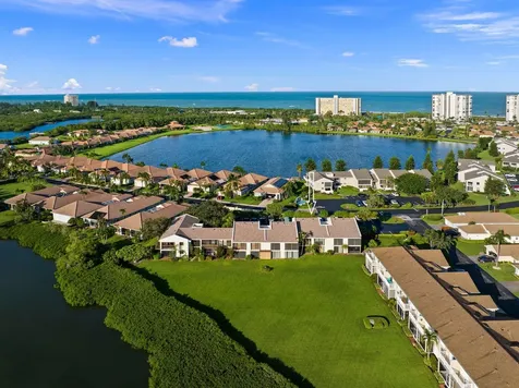 3225 S Lakeview Circle Fort Pierce FL 34949