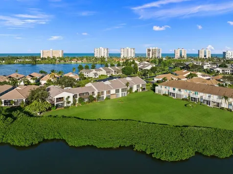 3225 S Lakeview Circle Fort Pierce FL 34949
