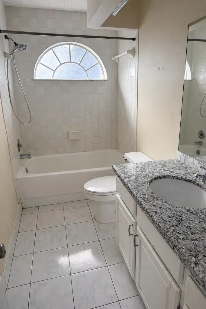 5302 Sapphire Valley Boca Raton FL 33486