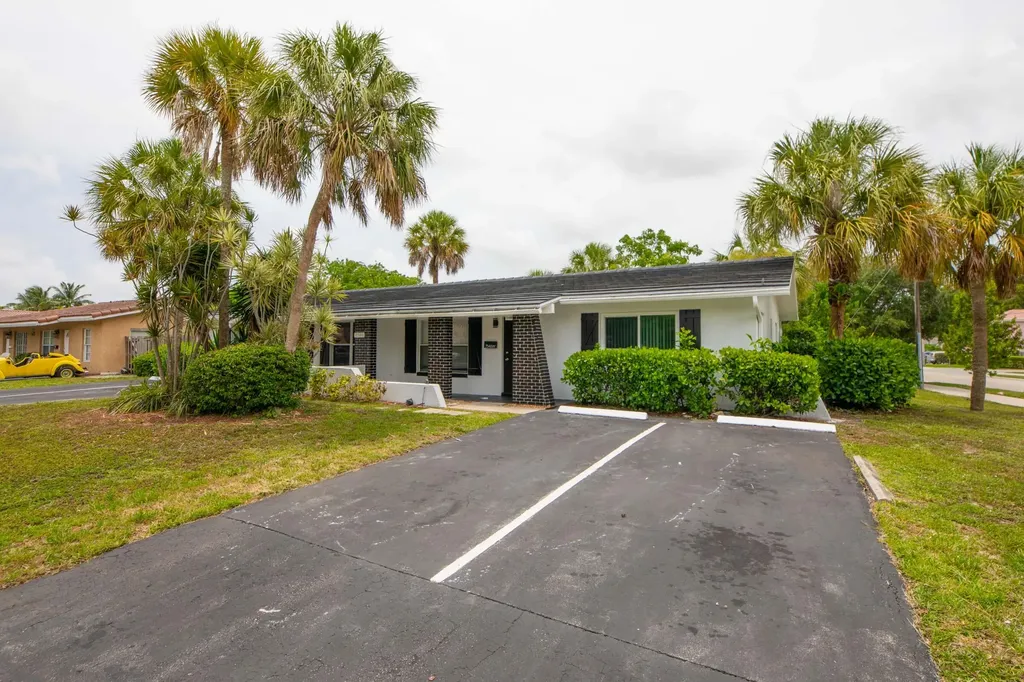 7546 NW 44th Court Coral Springs FL 33065