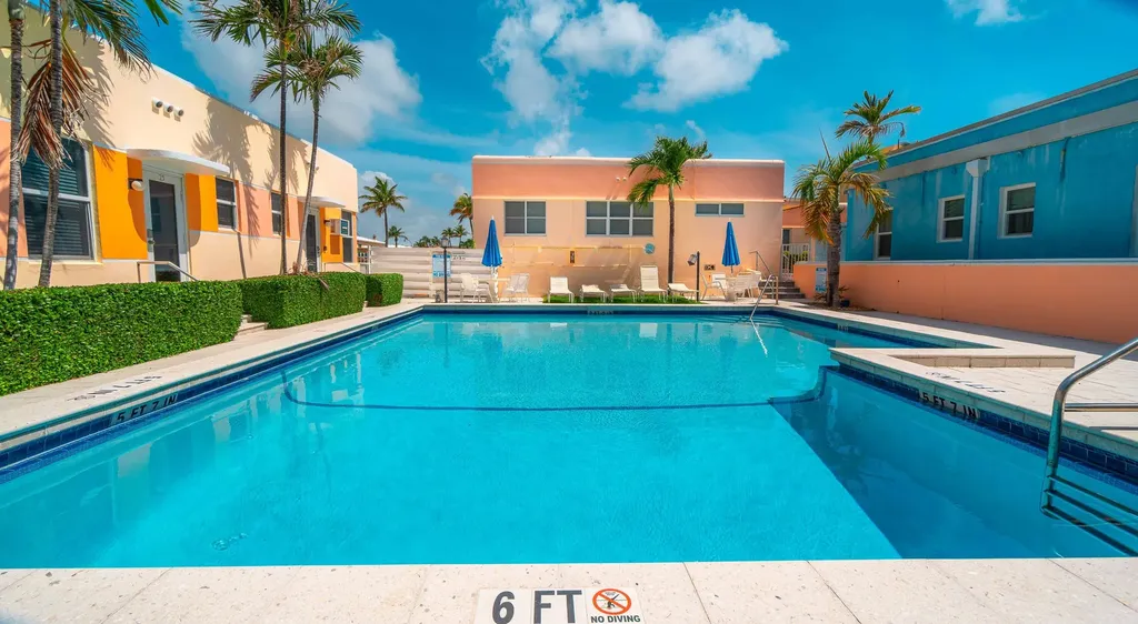 311 Connecticut Street Hollywood FL 33019