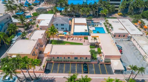 311 Connecticut Street Hollywood FL 33019