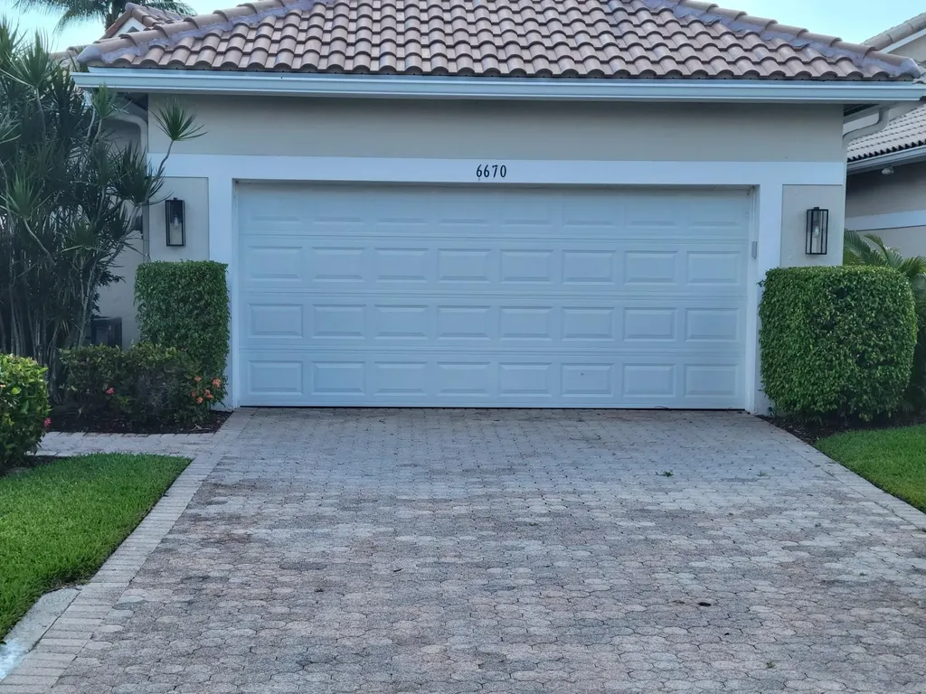 6670 NW 25th Way Boca Raton FL 33496