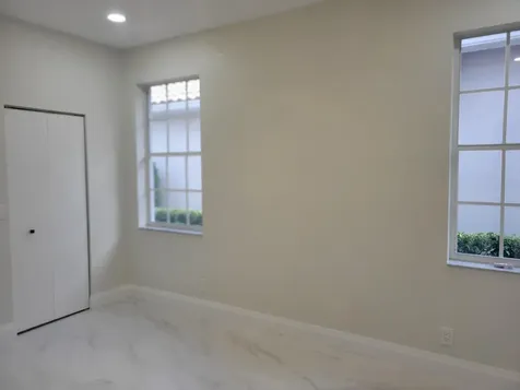6670 NW 25th Way Boca Raton FL 33496