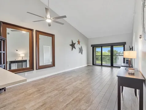 3200 NW 46th Street Oakland Park FL 33309