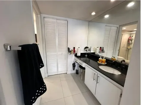 1880 S Ocean Drive Hallandale Beach FL 33009