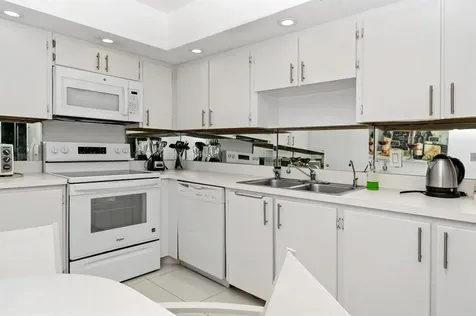 1880 S Ocean Drive Hallandale Beach FL 33009