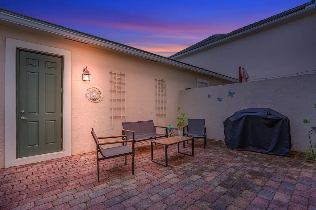 709 Dakota Drive Jupiter FL 33458