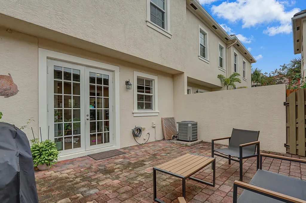 709 Dakota Drive Jupiter FL 33458