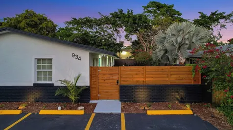 934 NW 4th Avenue Fort Lauderdale FL 33311
