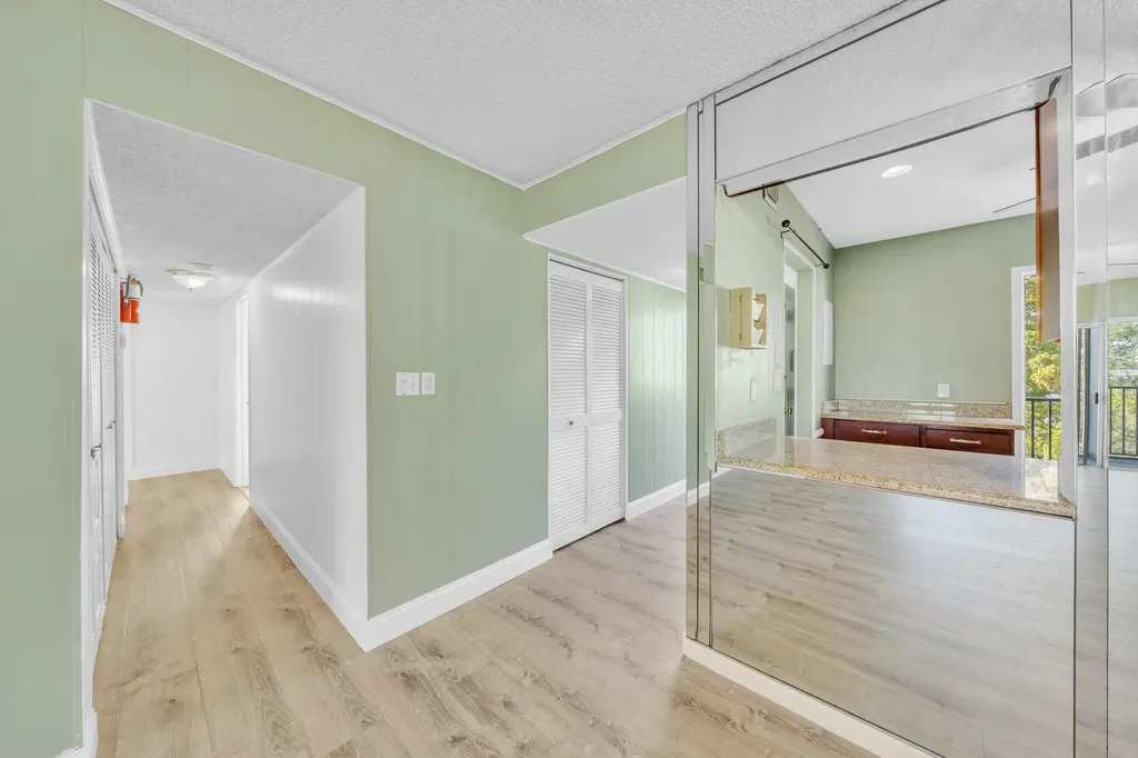 7541 NW 16th Street Plantation FL 33313