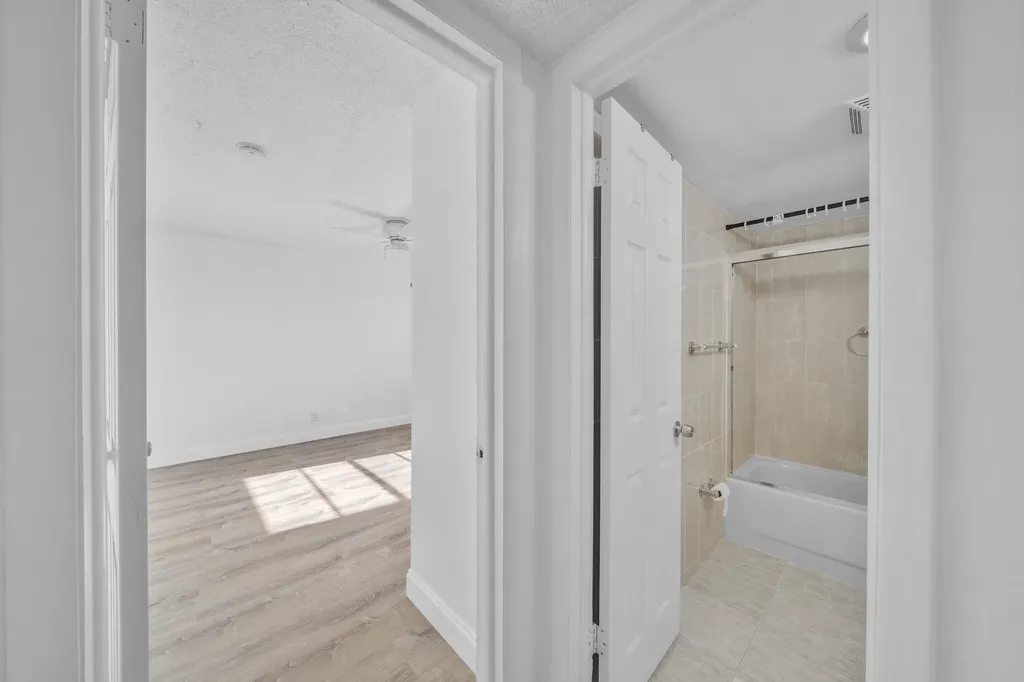 7541 NW 16th Street Plantation FL 33313