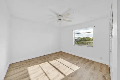 7541 NW 16th Street Plantation FL 33313
