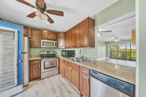 7541 NW 16th Street Plantation FL 33313