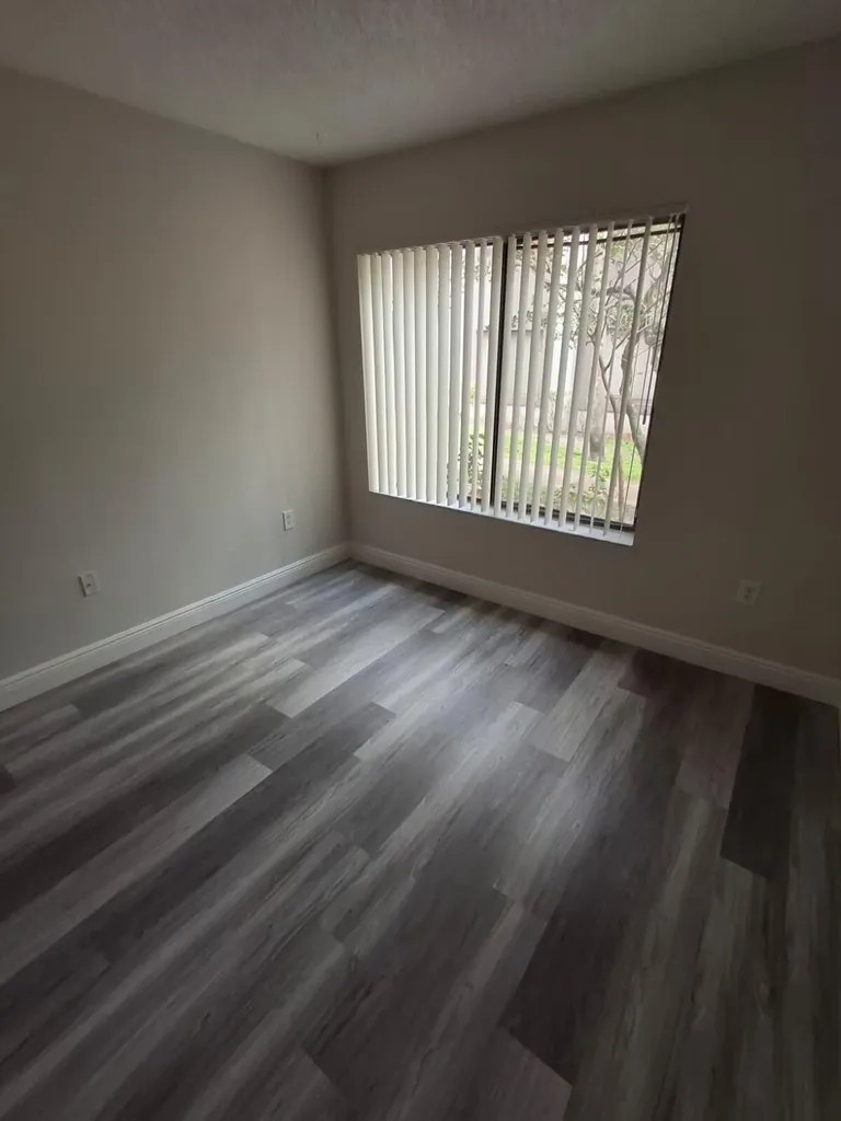 3222 Coral Lake Lane Coral Springs FL 33065