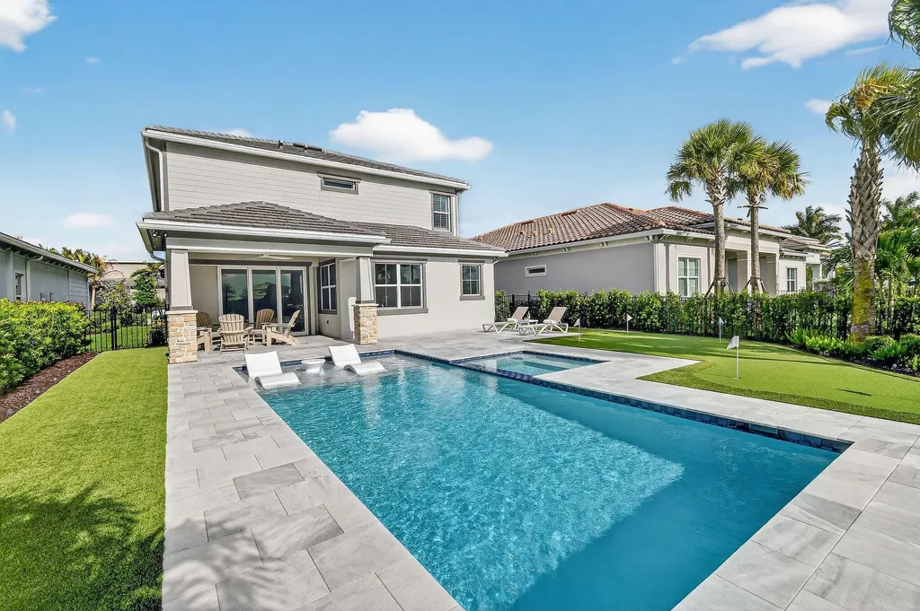 10764 Northbrook Circle Palm Beach Gardens FL 33412