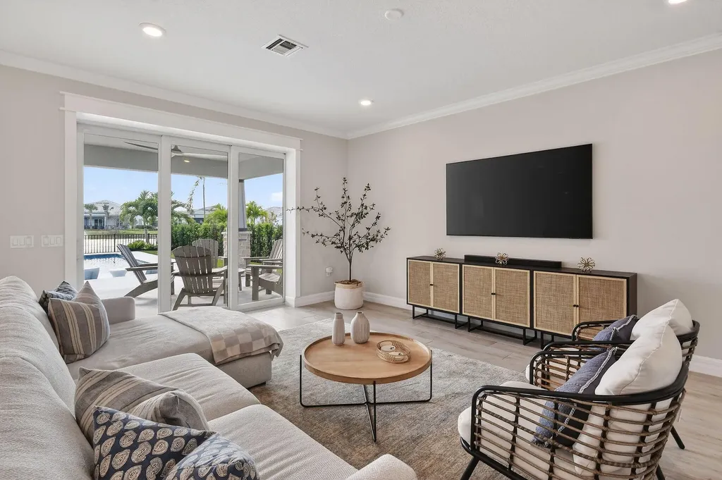10764 Northbrook Circle Palm Beach Gardens FL 33412