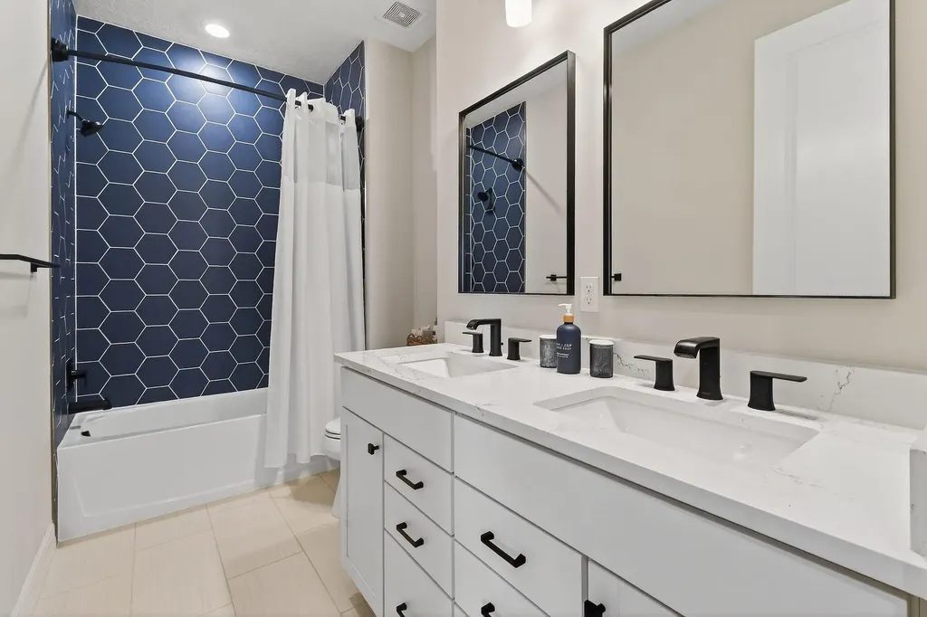 10764 Northbrook Circle Palm Beach Gardens FL 33412