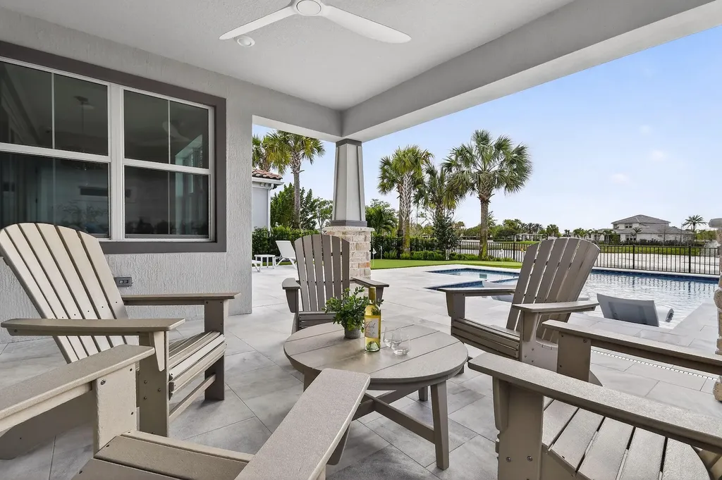 10764 Northbrook Circle Palm Beach Gardens FL 33412