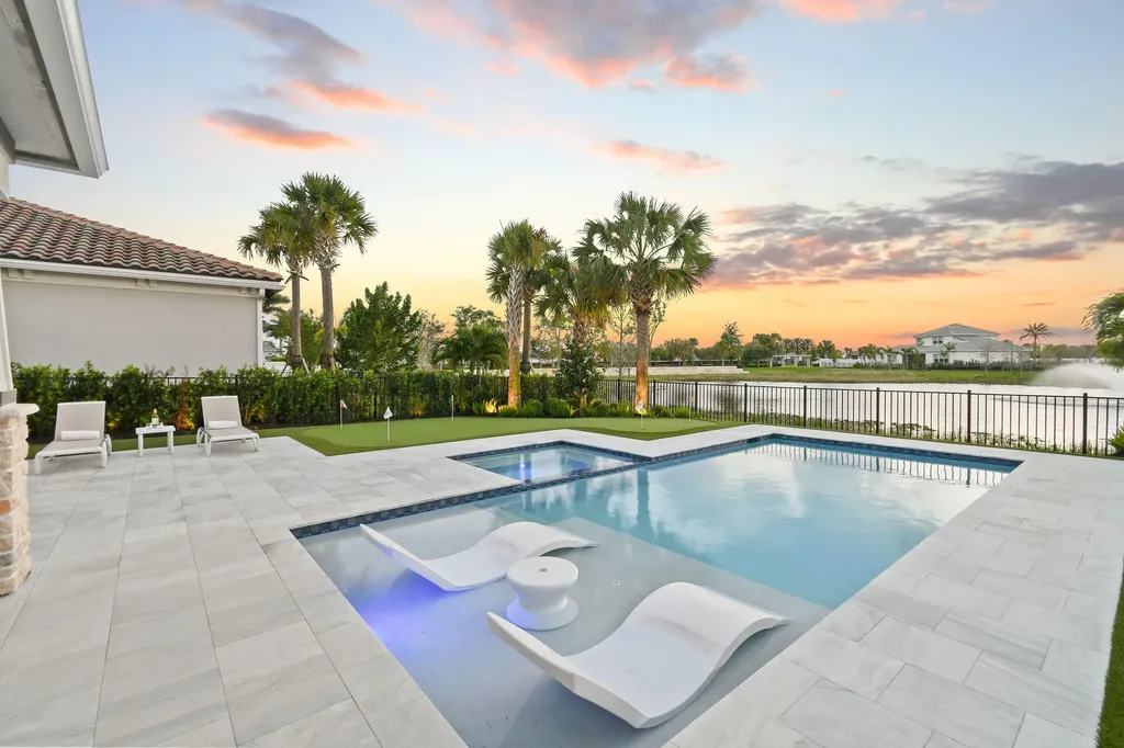 10764 Northbrook Circle Palm Beach Gardens FL 33412
