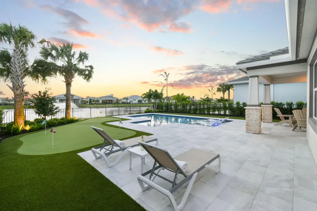 10764 Northbrook Circle Palm Beach Gardens FL 33412