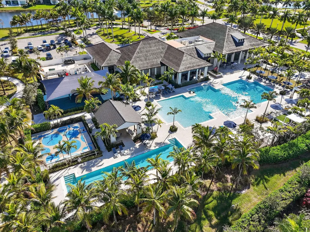 10764 Northbrook Circle Palm Beach Gardens FL 33412