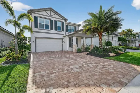 10764 Northbrook Circle Palm Beach Gardens FL 33412