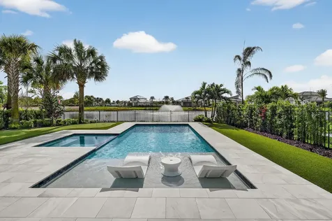 10764 Northbrook Circle Palm Beach Gardens FL 33412