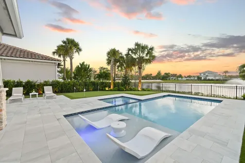 10764 Northbrook Circle Palm Beach Gardens FL 33412