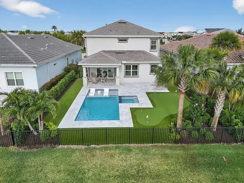 10764 Northbrook Circle Palm Beach Gardens FL 33412