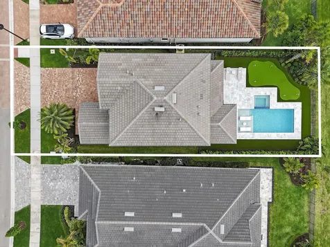 10764 Northbrook Circle Palm Beach Gardens FL 33412