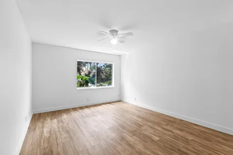 8089 Springtree Road Boca Raton FL 33496
