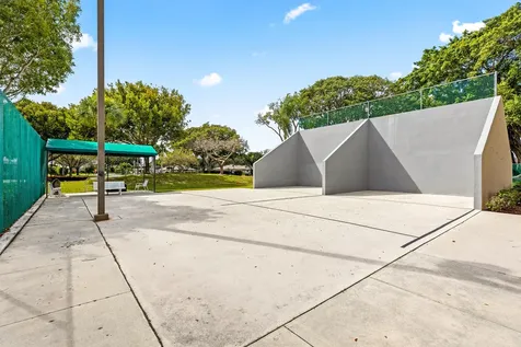 8089 Springtree Road Boca Raton FL 33496