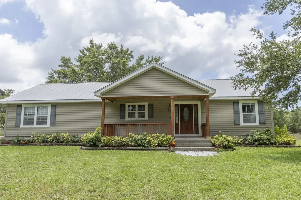 24770 SW 95th Street Indiantown FL 34956