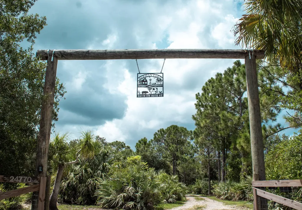 24770 SW 95th Street Indiantown FL 34956