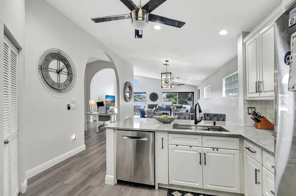 7946 Sailing Shores Terrace Boynton Beach FL 33437