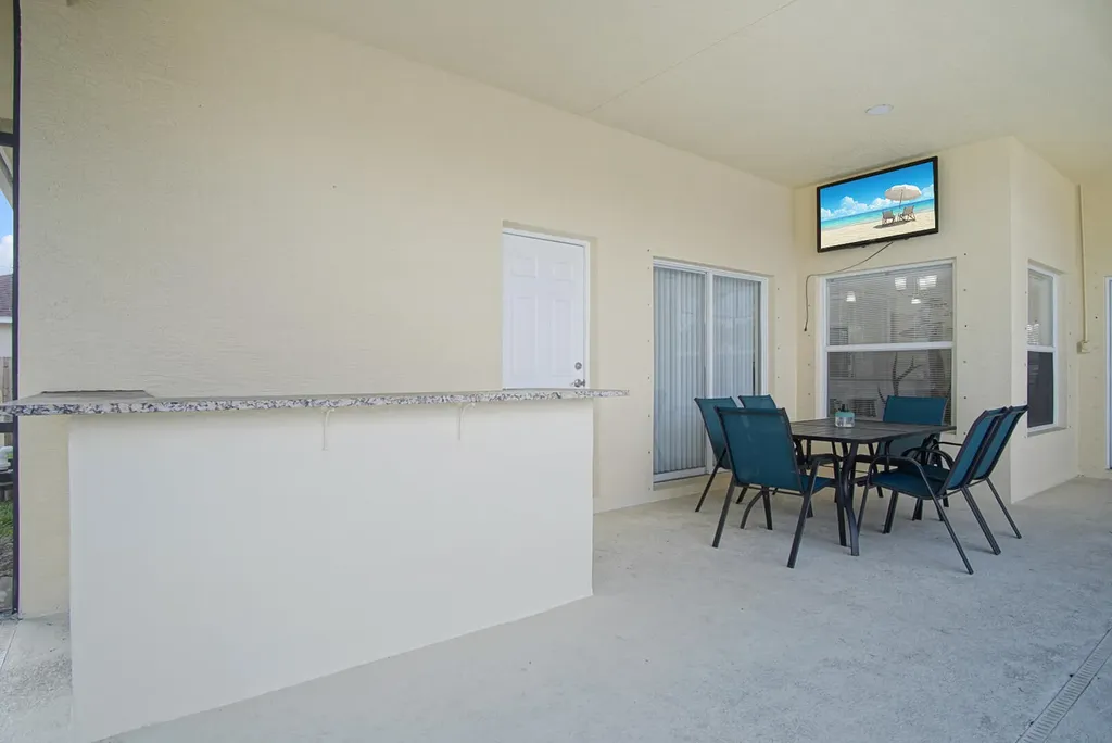 719 SW Andrew Road Port St Lucie FL 34953