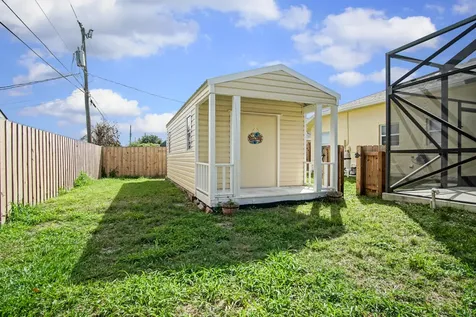 719 SW Andrew Road Port St Lucie FL 34953