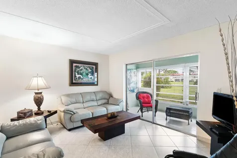 3 Abbey Lane Delray Beach FL 33446
