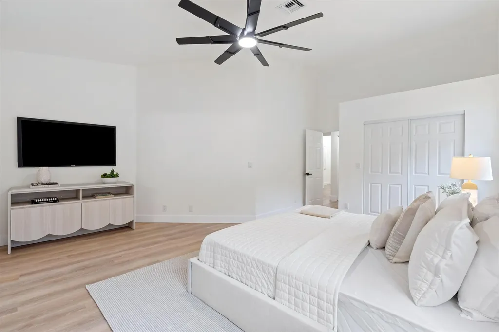 9950 Harbour Lake Circle Boynton Beach FL 33437