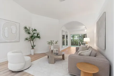 9950 Harbour Lake Circle Boynton Beach FL 33437