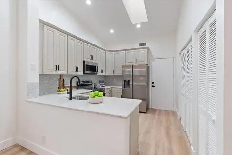 9950 Harbour Lake Circle Boynton Beach FL 33437