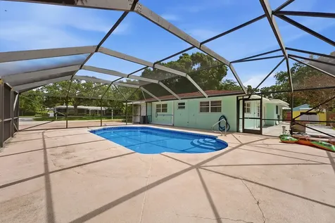 2115 15th Place Vero Beach FL 32960