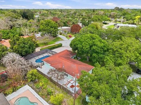 2115 15th Place Vero Beach FL 32960