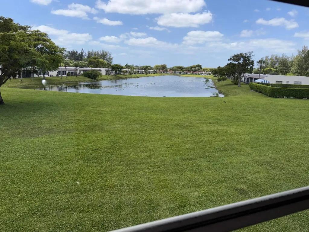 148 Lake Constance Drive West Palm Beach FL 33411