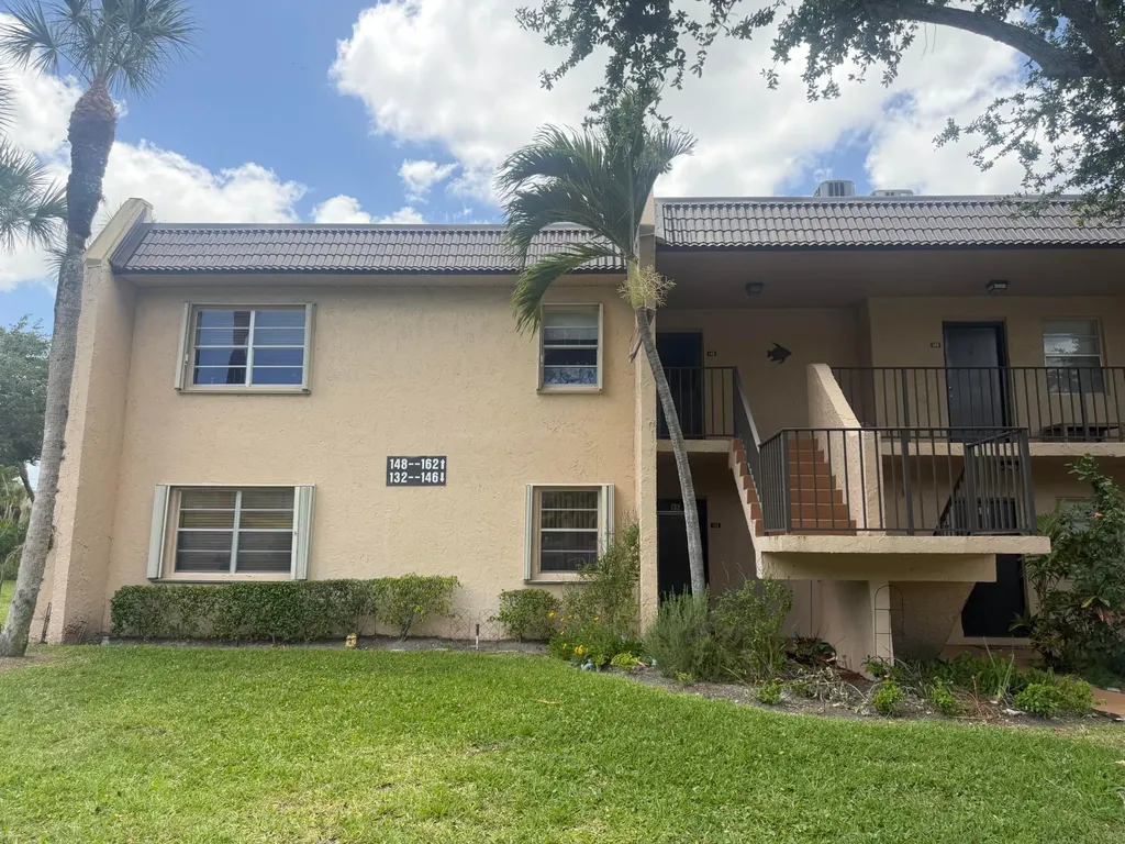 148 Lake Constance Drive West Palm Beach FL 33411